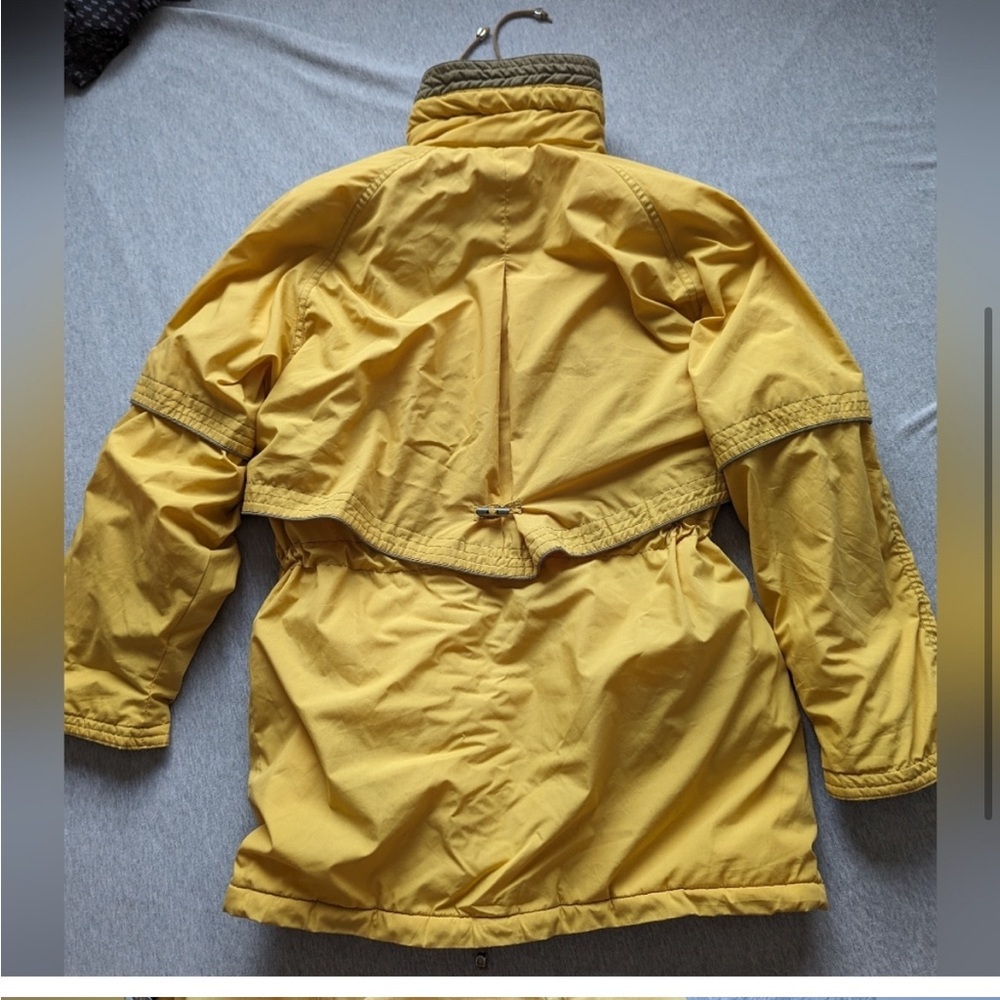 Vintage Far West Embroidered Yellow Fall/Winter Jacket
Funnel neck- -Sz M -EUC☀️ - Picture 15 of 16
